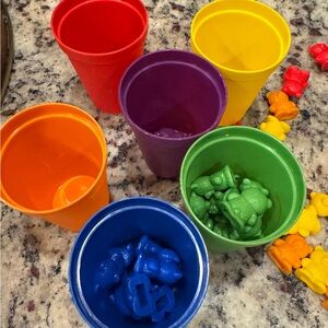 Colorful Sorting Cups and Bears (10 bears in each color)